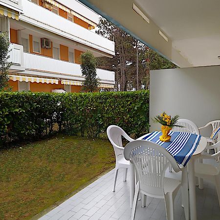Halley Belmare Apartments Bibione Eksteriør bilde